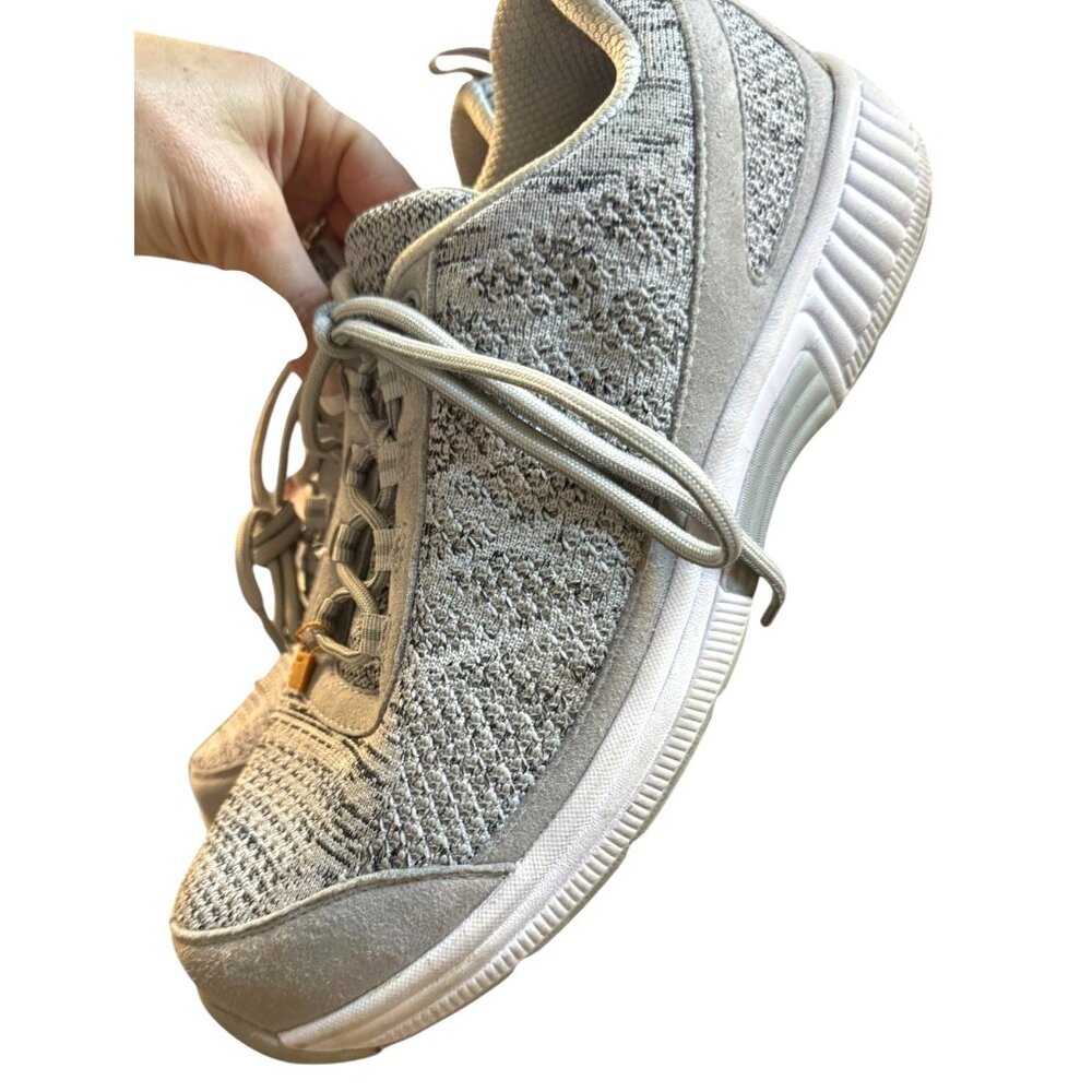 Orthofeet Lightweight Men's Shoe Size 10.5‎ Gray Knit Breathable Sneakers